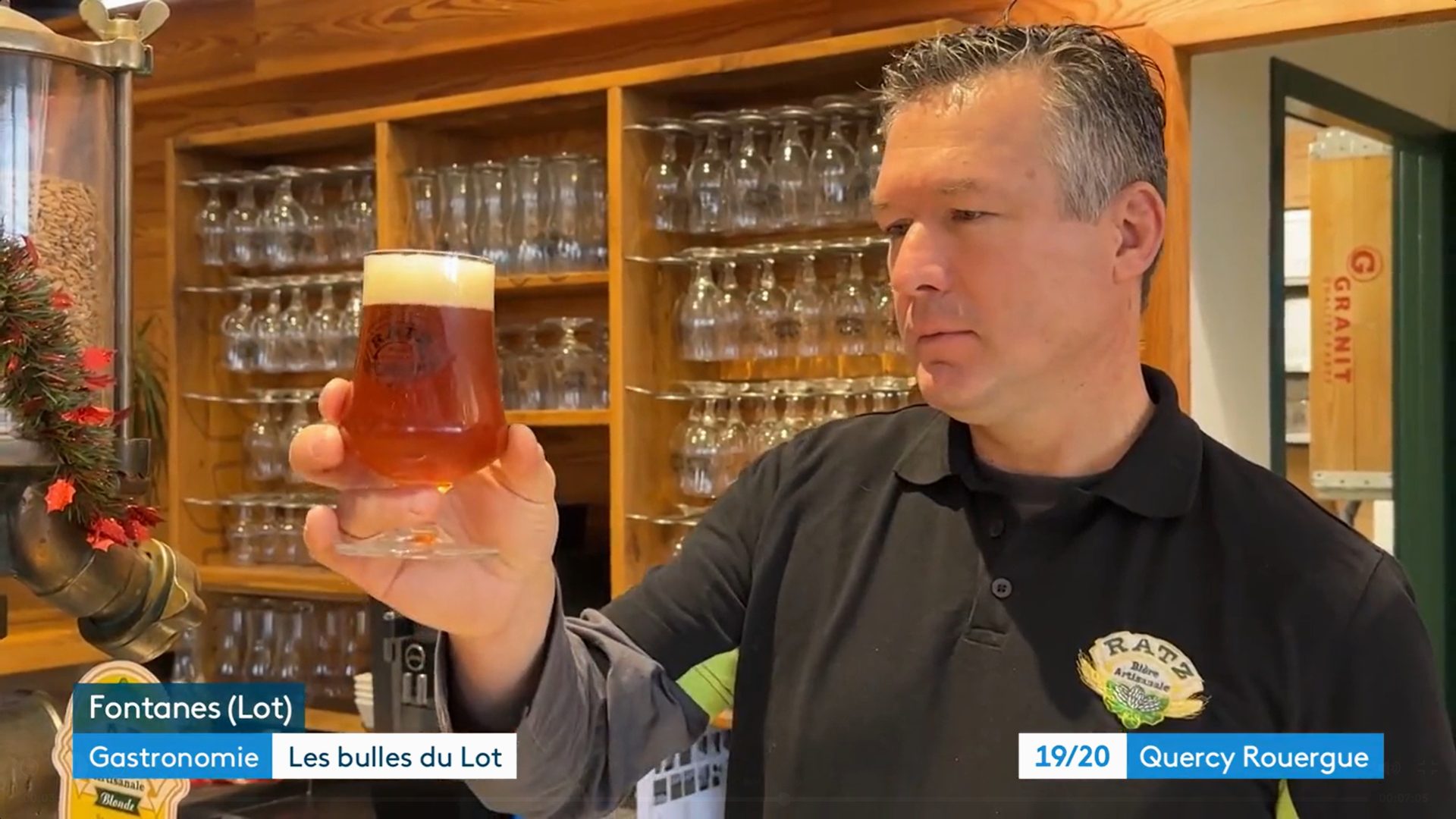 Christophe Ratz présente sa bière de Noël